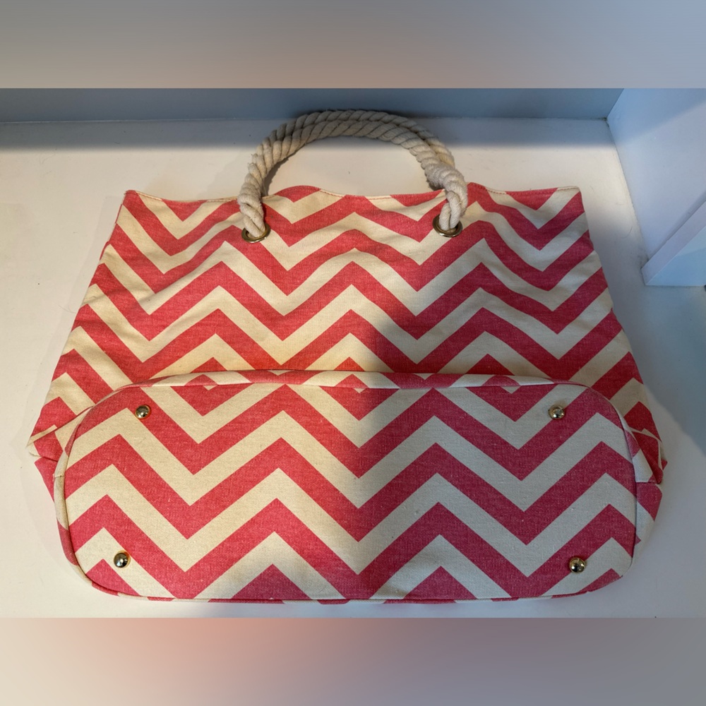 Charming Charlie Coral and Ivory Chevron Canvas Tote Bag with Rope Handles